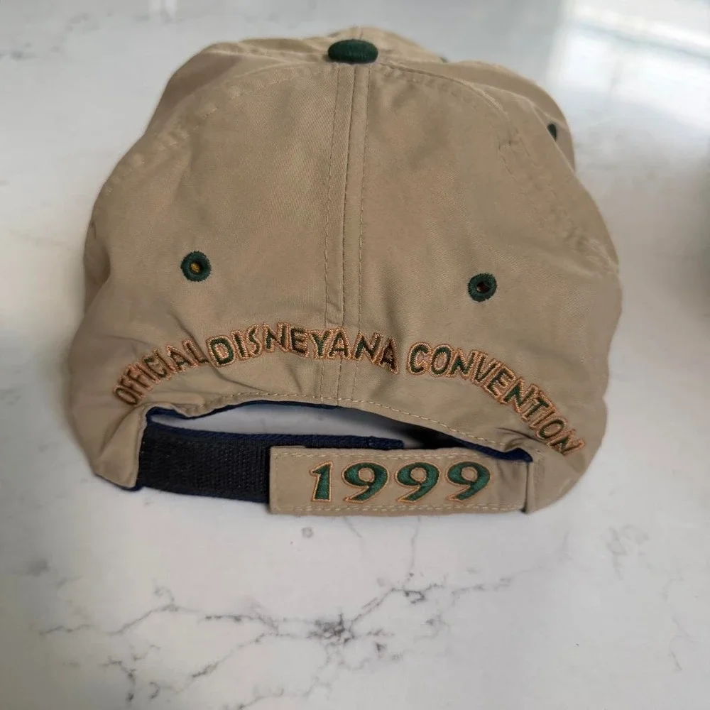 Vintage Disneyana Convention 1999 Safari Adventure Reversible  Hat Cap Rare pin